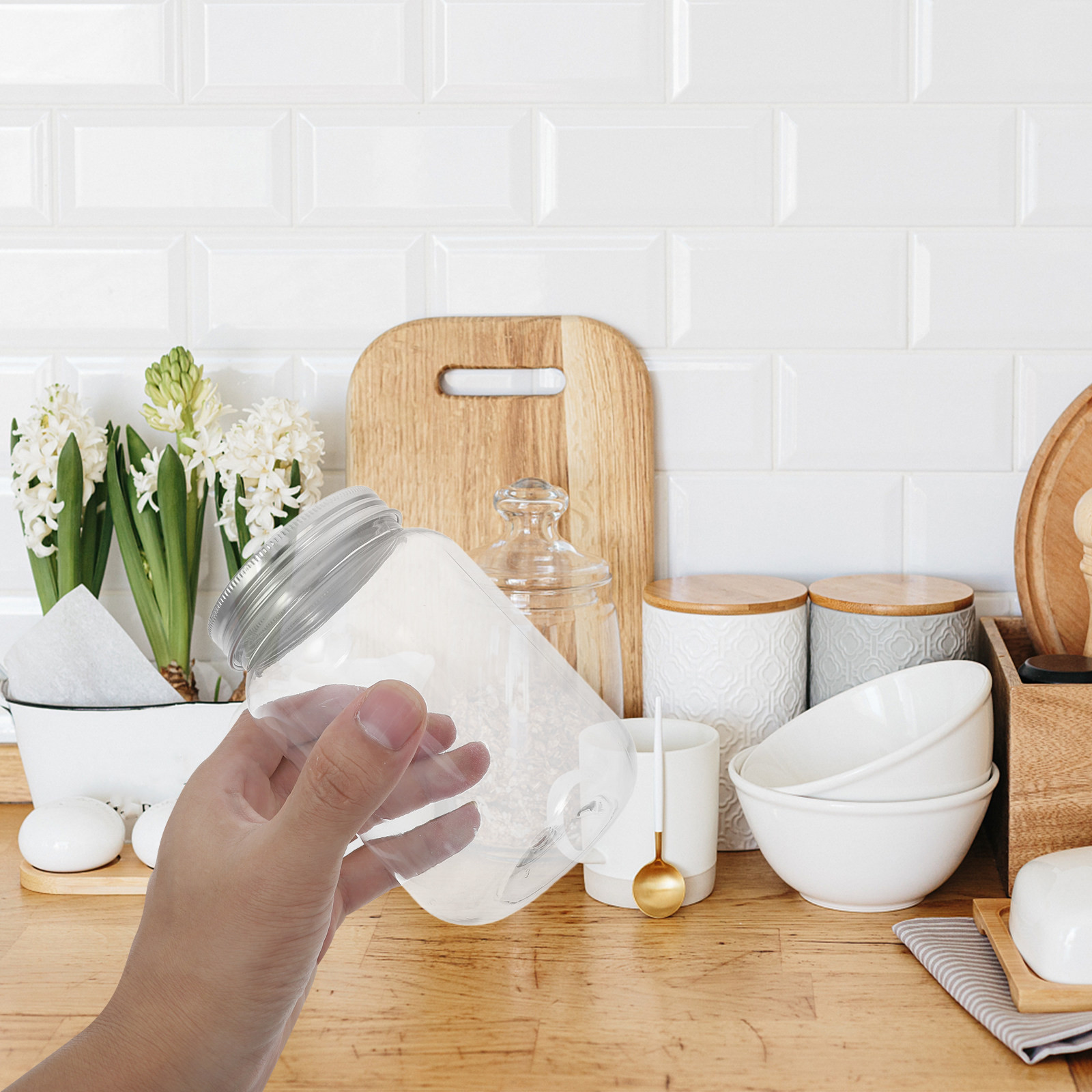 4 قطع من الأوعية البلاستيكية ا - مراجعة Food Storage Jars With Lids وسعره