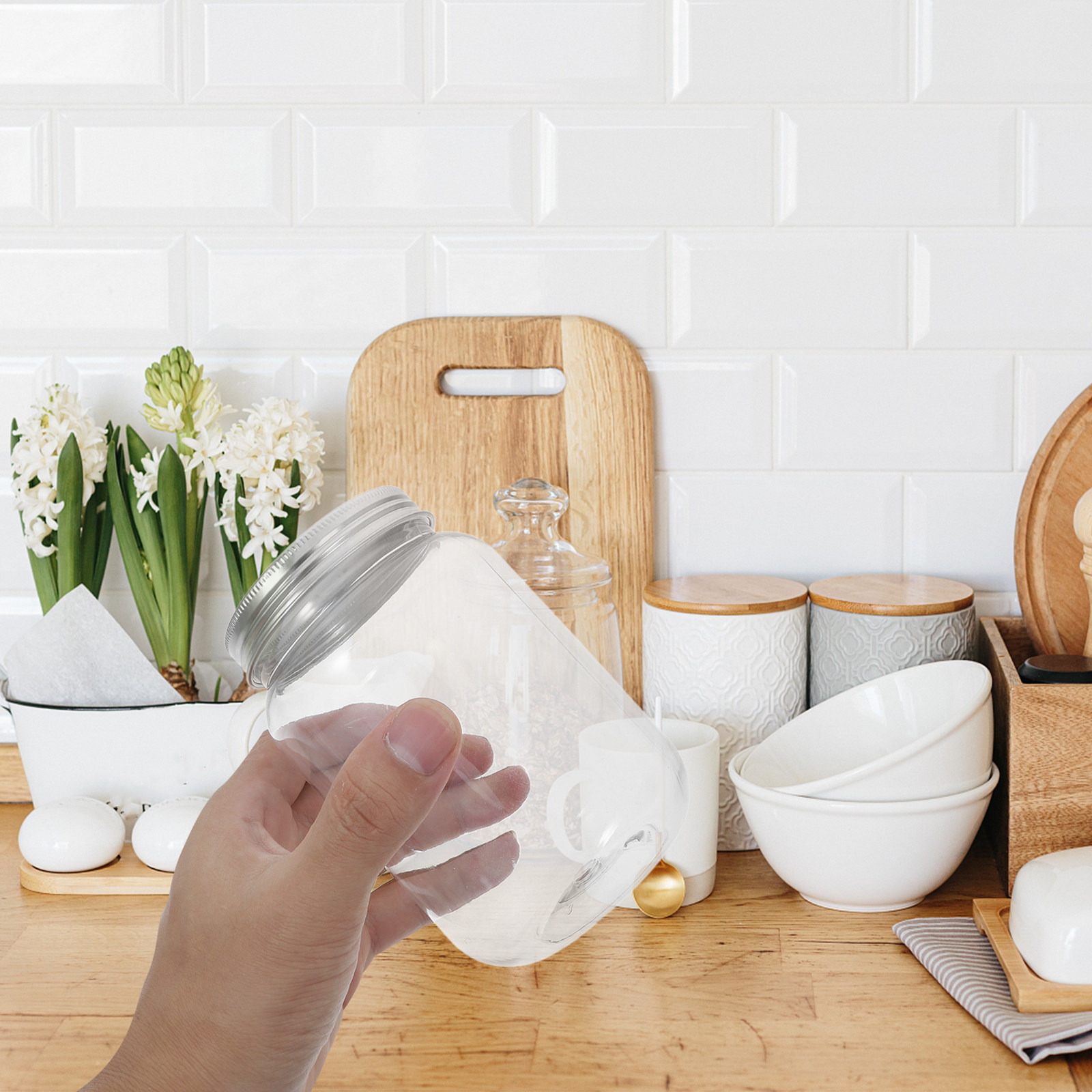 4 قطع من أوعية ماسون البلاستيك - مراجعة Food Storage Jars With Lids وسعره